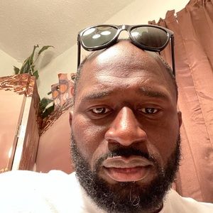 Meet your Posher, Dytrona